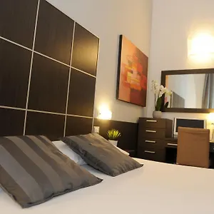 Place 2*, Rome Italie